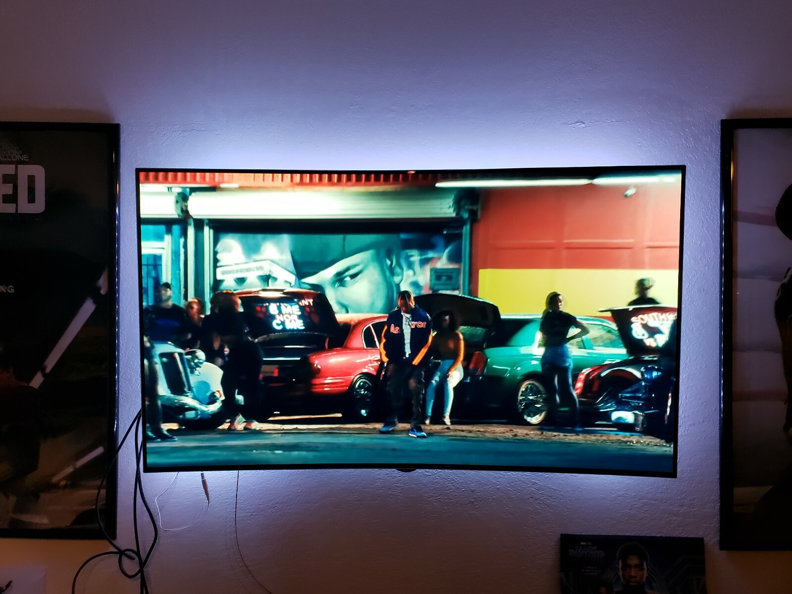 Remote light bulb+ light strip Illuminessence by Monster - mood lighting