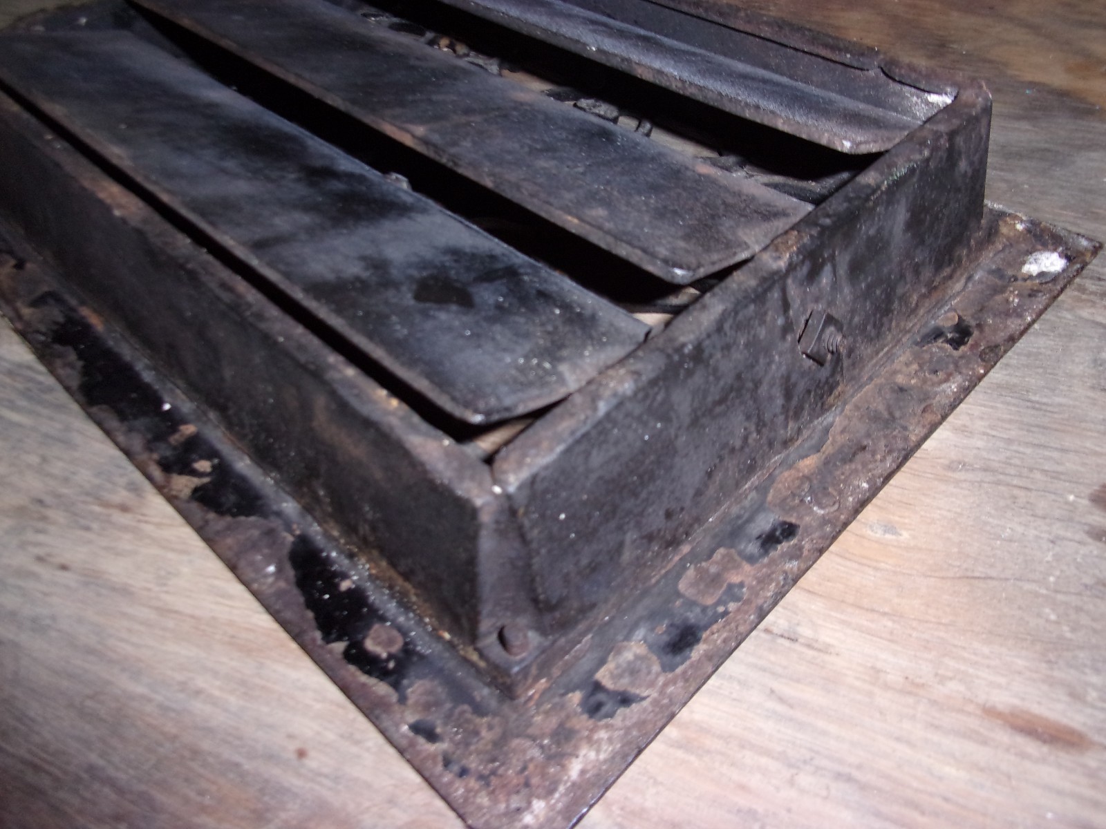 Antique Cast-Iron Floor Or Wall Mount Heating Grate Birds 12 X  8