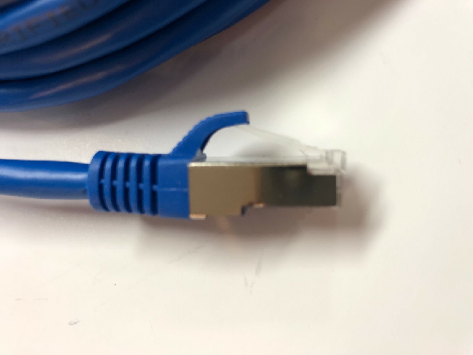 C2G, #27266, 25 FOOT, SHIELD CAT5E SNAGLESS PATCH CABLE BLUE