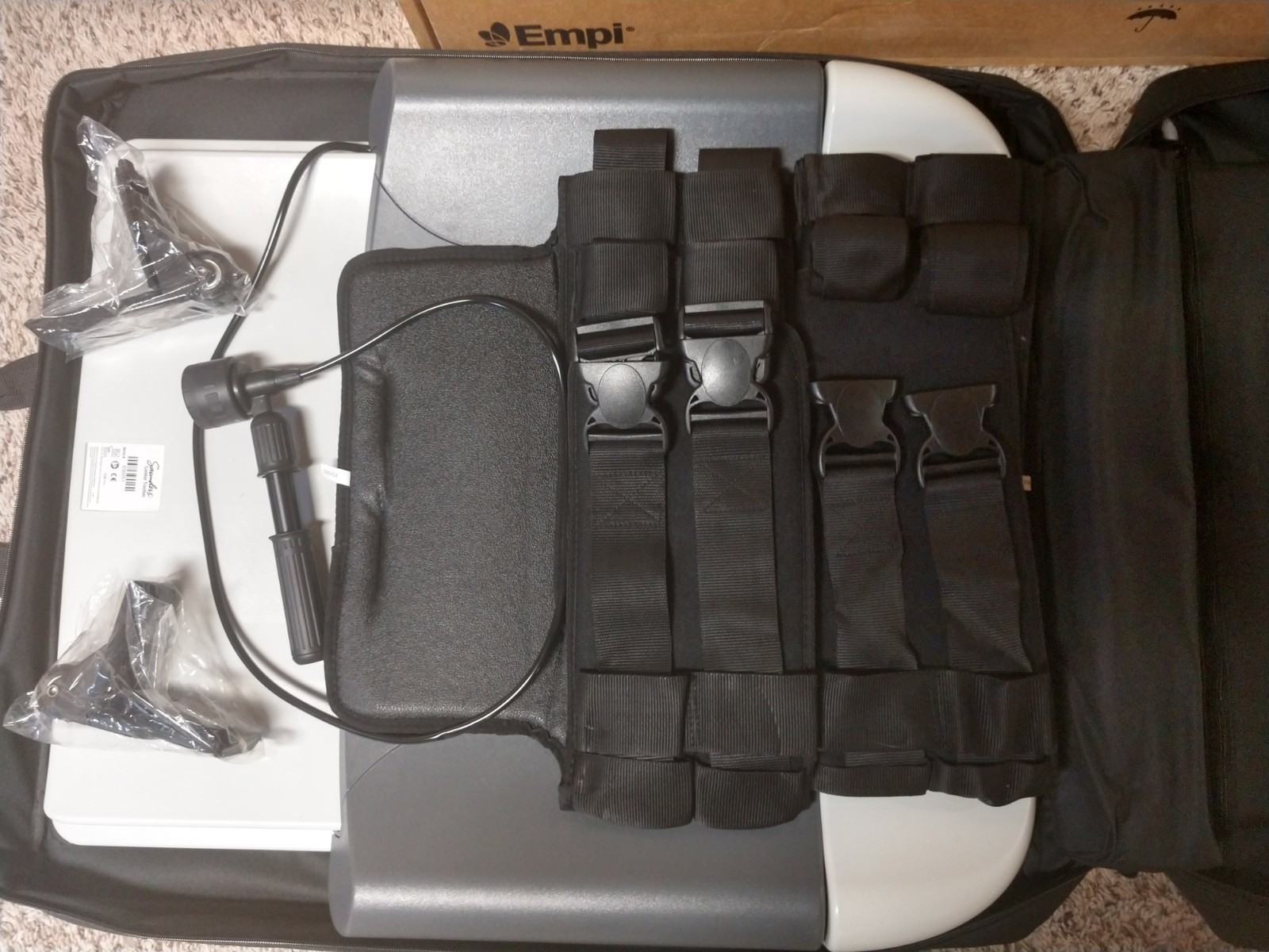 Saunders lumbar traction device