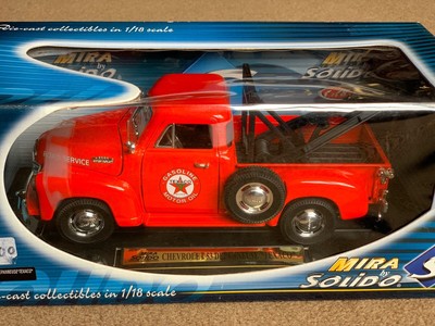 Mira Solido 8134 CHEVROLET 53 DEPANNEUSE TEXACO Tow Truck 1/18 Scale