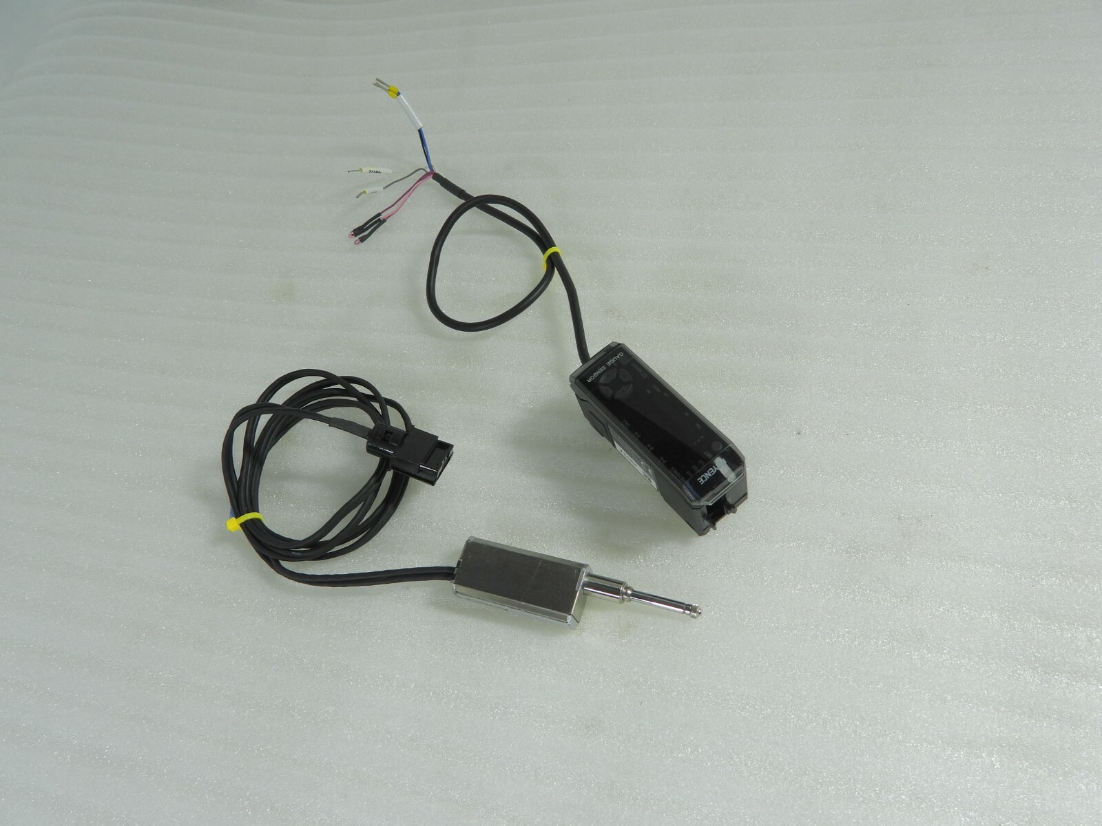その他 KEYENCE GT-H10 GT-71A KEYENCE GT-H10 & GT-71A Digital Contactsensor & NPN Amp unit
