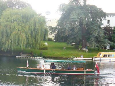 Photo 12x8 Boating on the Thames Boveney Sunday afternoon leisure on a rea c2011