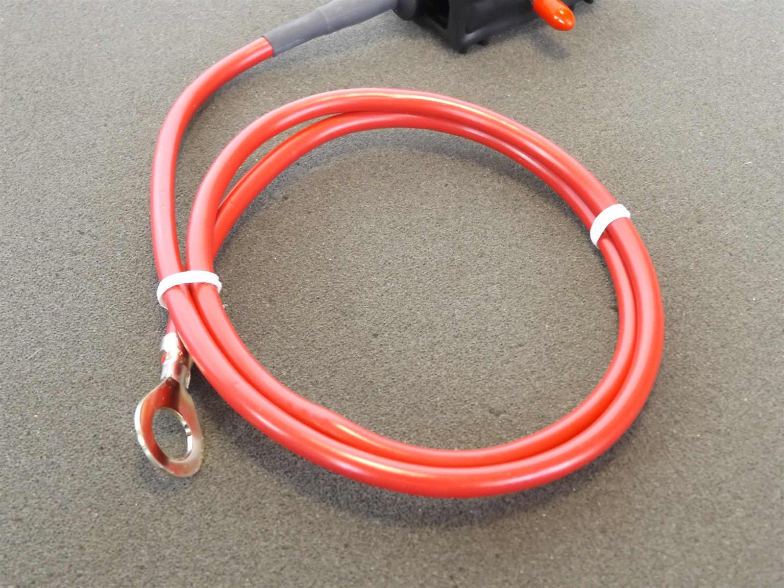 Motorola HKN 4051A Cable & Fuse For Astro Spectra Mobile Radio HKN4051A NOS