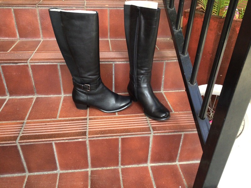 wide step boots