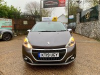 2019 Peugeot 208 1.2 PureTech Signature Euro 6 (s/s) 5dr HATCHBACK Petrol Manual