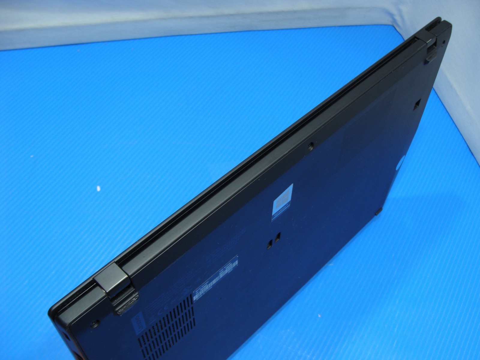 Lenovo ThinkPad X1 Carbon Gen 7 14" FHD i5-8265U 8GB 256GB Win 11 Pro - Thumbnail 10