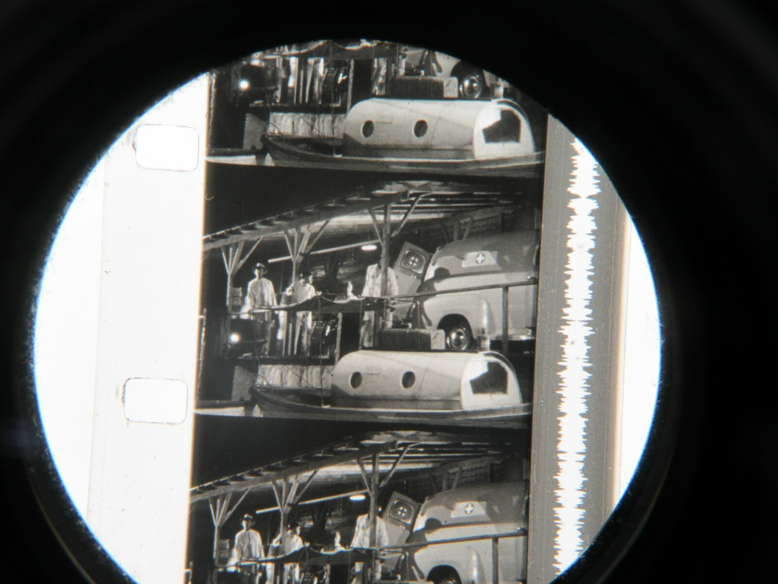 16mm AFFAIR IN TRINIDAD-1952. Rita Hayworth, Glenn Ford noir B/W Feature Film.
