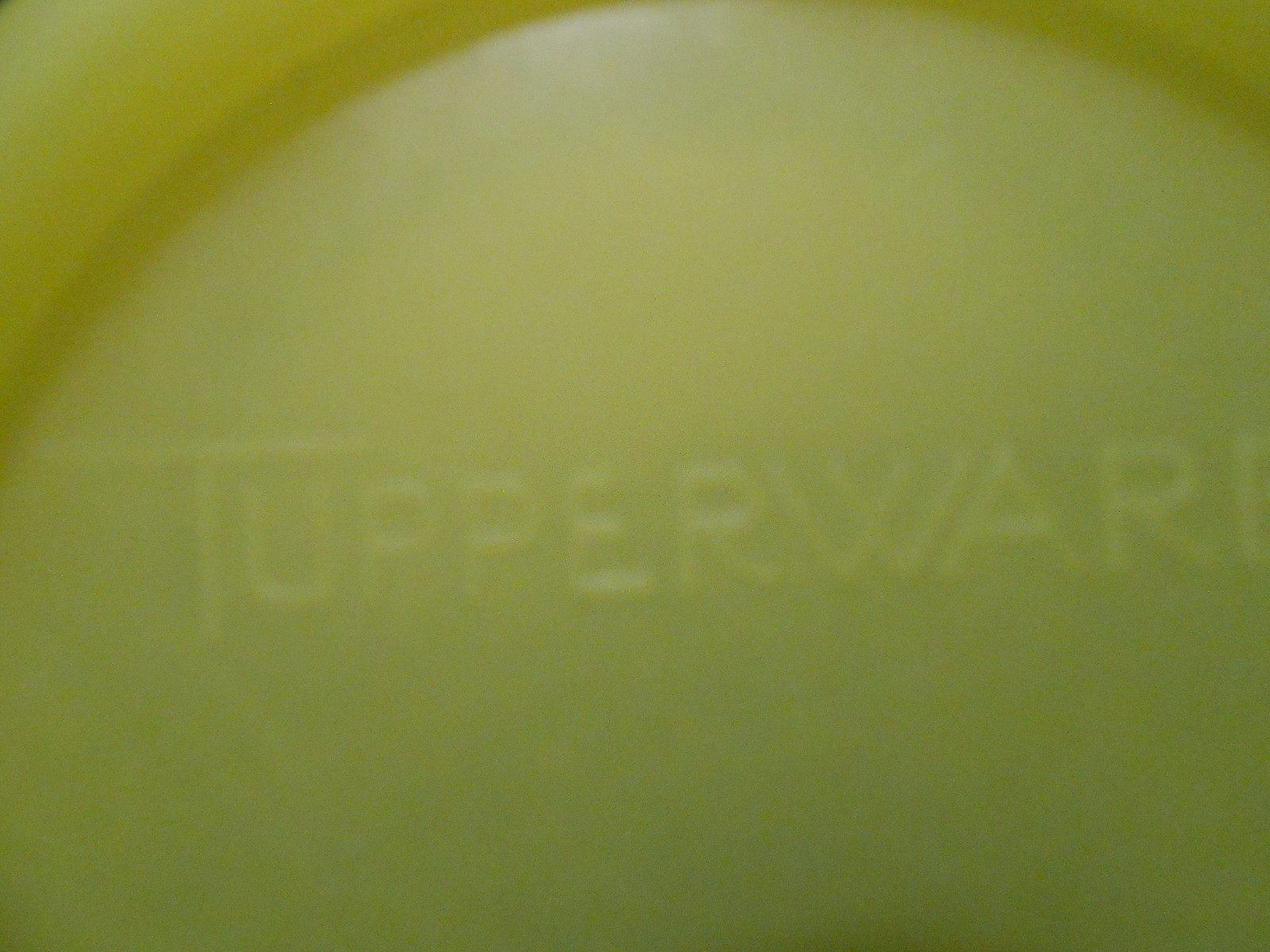 Vintage Retro Tupperware 1 Quart Slim Store N Pour Pitcher Lemon Yellow #792