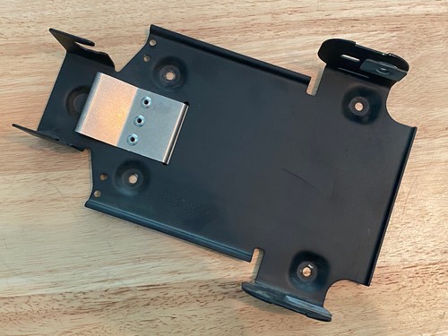 Motorola MCS2000 High Power 110W Two Way Radio Remote Mounting Bracket Trunnion