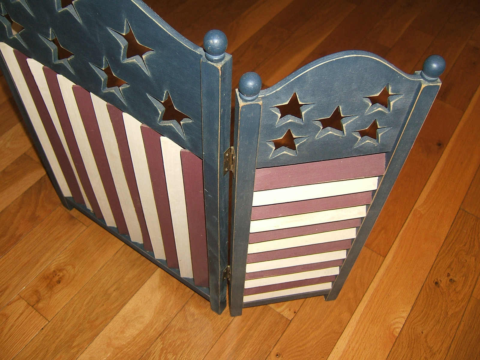 PATRIOTIC STARS & STRIPES 3 PANEL HINGED WOOD DECORATIVE FIREPLACE SCREEN VGUC