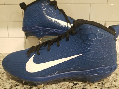 mens baseball cleats size 11