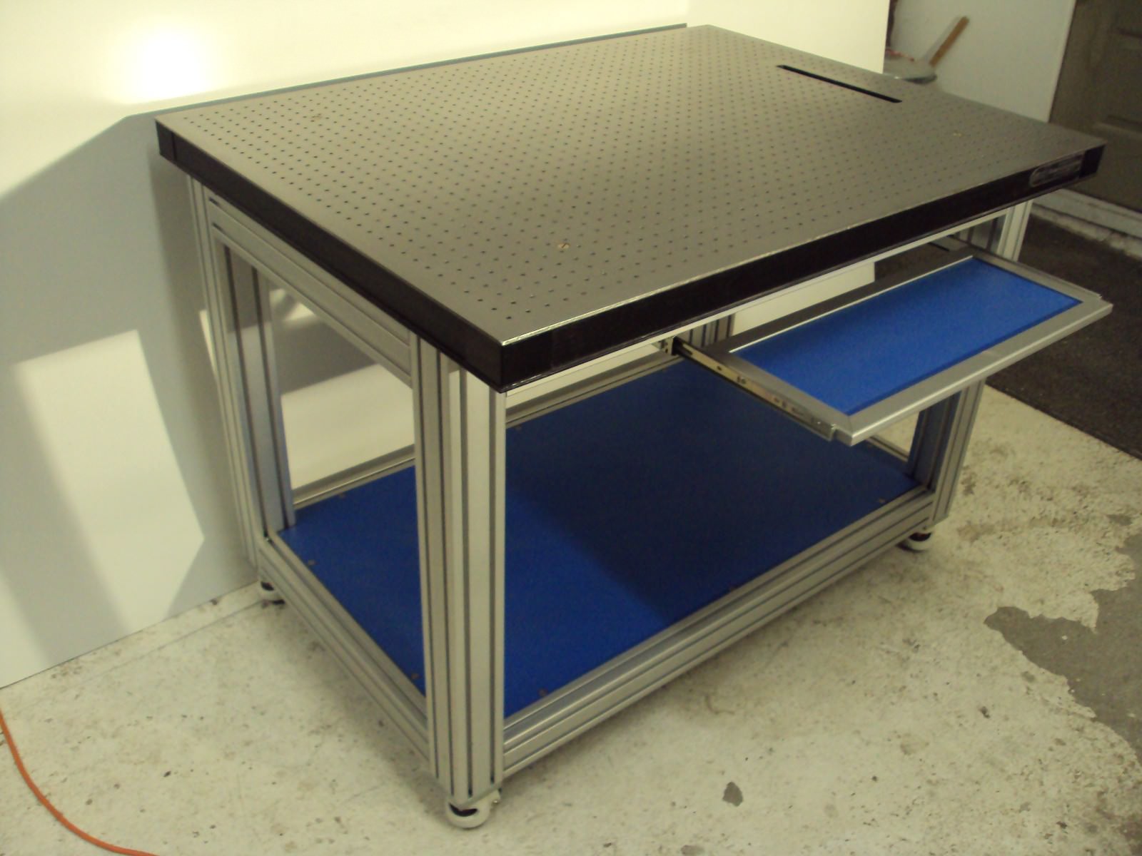 4'x3' NEWPORT OPTICAL BREADBOARD TABLE ROLL-AROUND BENCH KEYBOARD TRAY lab laser