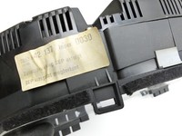 Audi A4 B6 8H 02-05 TDI 2,5 120KW Kombiinstrument Tacho Audi A4 B6 8H 02-05 17.05.2005 8H0920930JX 8H0920930J... Vorschau 7