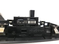 BMW X1 E84 12-15 KombiLim Fensterheberschalter Schalter Links Hinten BMW X1 E84 12-15 29.04.2015 6935534... Vorschau 5