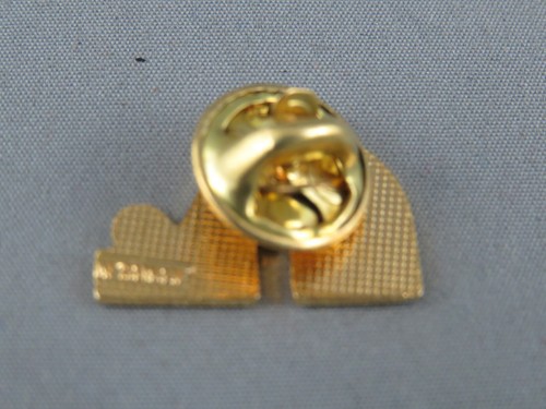 Retro Quebec Nordiques Lapel Pin - Don in Team Colours - Hard to Find