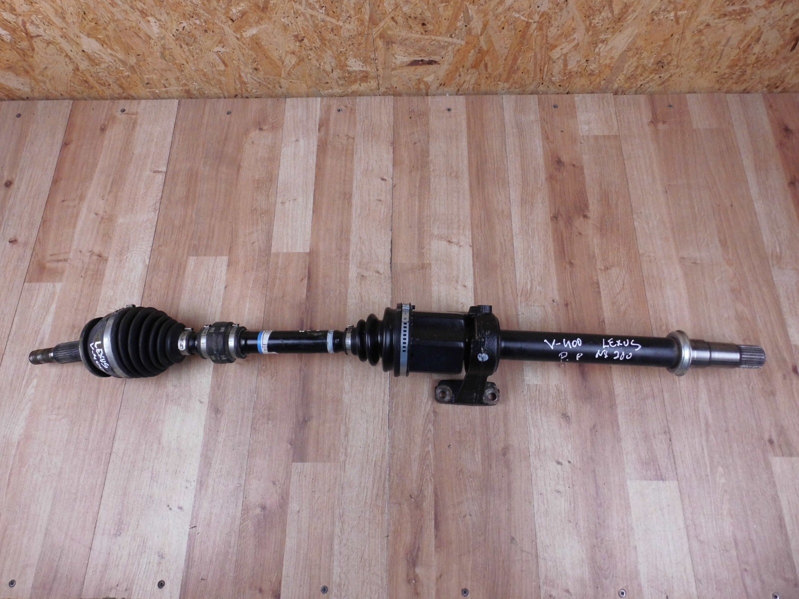 Lexus NX300H 2019 4X4 driveshaft draft shaft RIGHT FRONT
