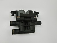 BMW 5er E39 530d 00-04 3,0d Wasserventil Ventil Heizung BMW 5er E39 530d 00-04 09.04.2002 64128374995 8374995... Vorschau 4