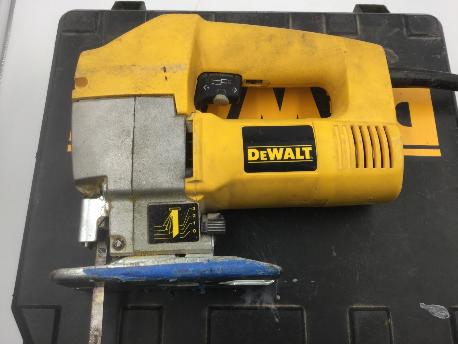 DeWalt VS Orbital 1