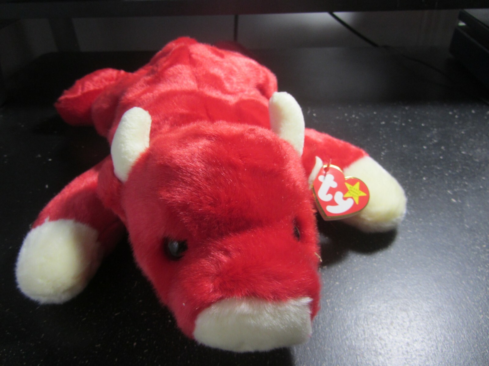 snort beanie baby style 4002