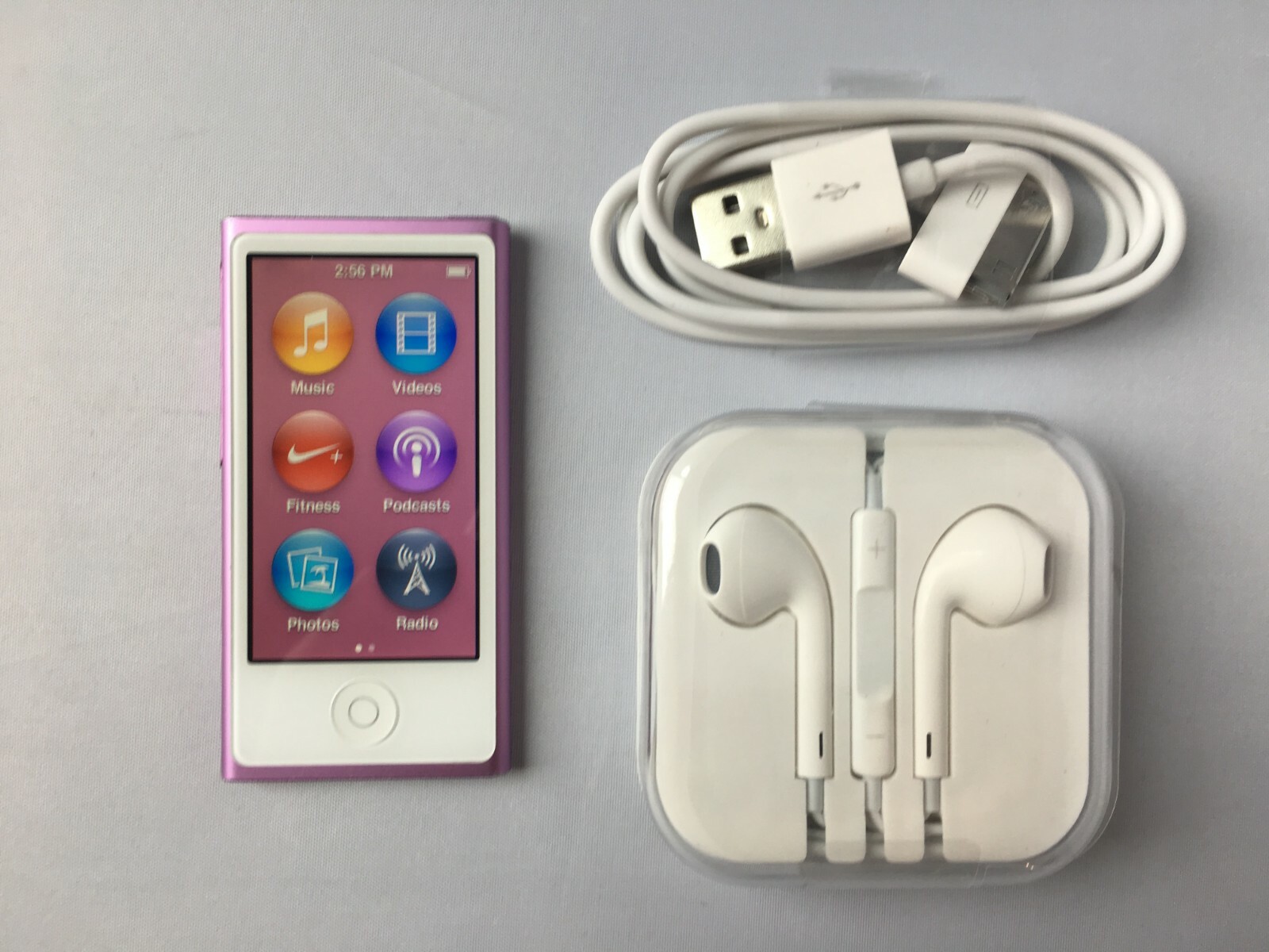 Apple iPod nano　Purple 16GB Pre-Owned Apple iPod Nano 4th Generation 16GB Purple, MP3