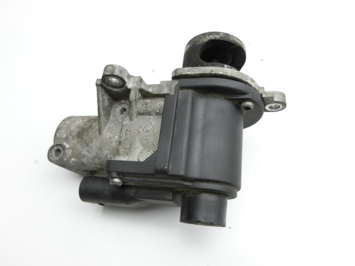 Audi A8 4E D3 05-07 TDI 4,2 240KW BVN Abgasrückführventil AGR Ventil EGR Links Audi A8 4E D3 05-07 22.05.2007... Vorschau 4