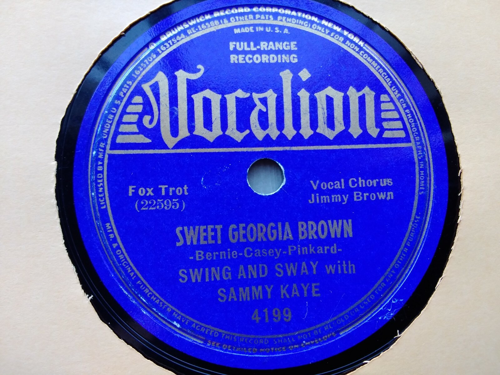 「スウィート・ジョージア・ブラウン Sweet Georgia Brown / スウィート・ジョージア・ブラウン - YouTube