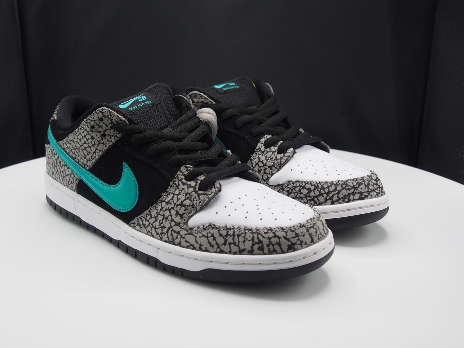 nike sb dunk atmos elephant price