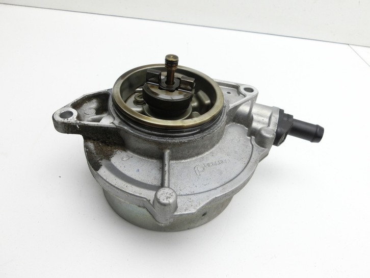 Audi A6 4F C6 08-11 TDI 3,0 176KW CDYA Unterdruckpumpe Vakuumpumpe Audi A6 4F C6 08-11 10.03.2009 059145100J... Vorschau 2