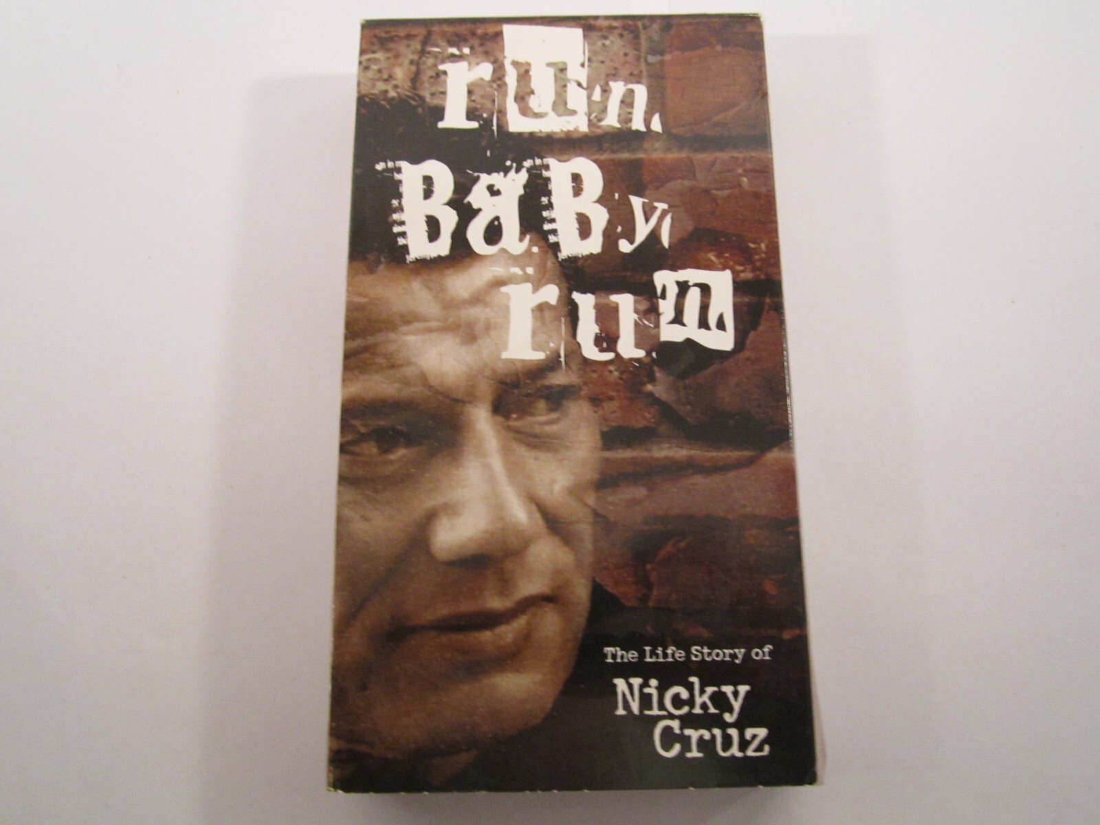VHS Christian Film RUN BABY RUN 1998 Nicky Cruz True Story