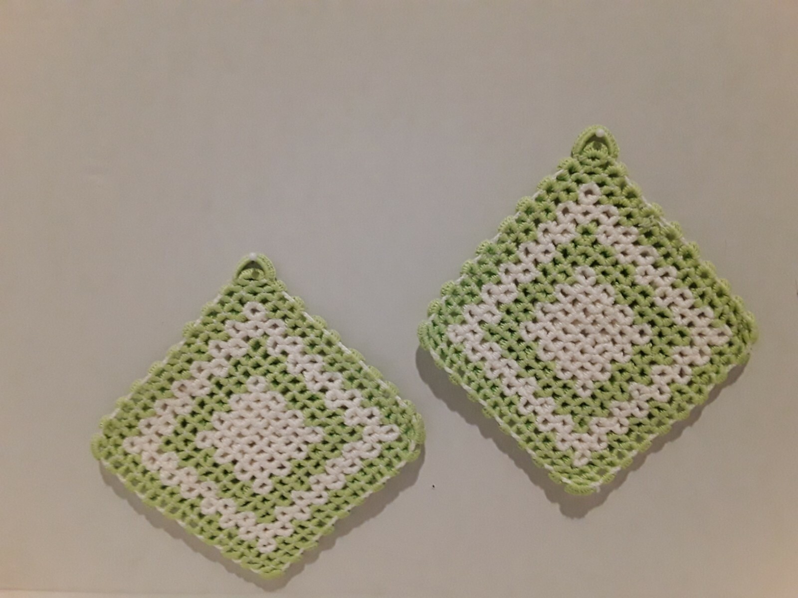 Vintage Hand Made Crochet  Potholders Set Of Two Green And White