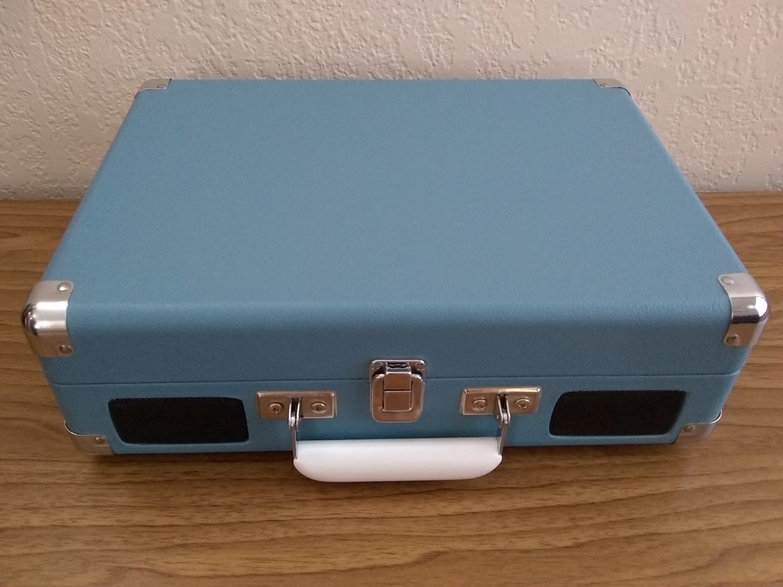 Crosley Cruiser 3 Speed Portable Suitcase Record Turntable Turquoise Arctic Blue