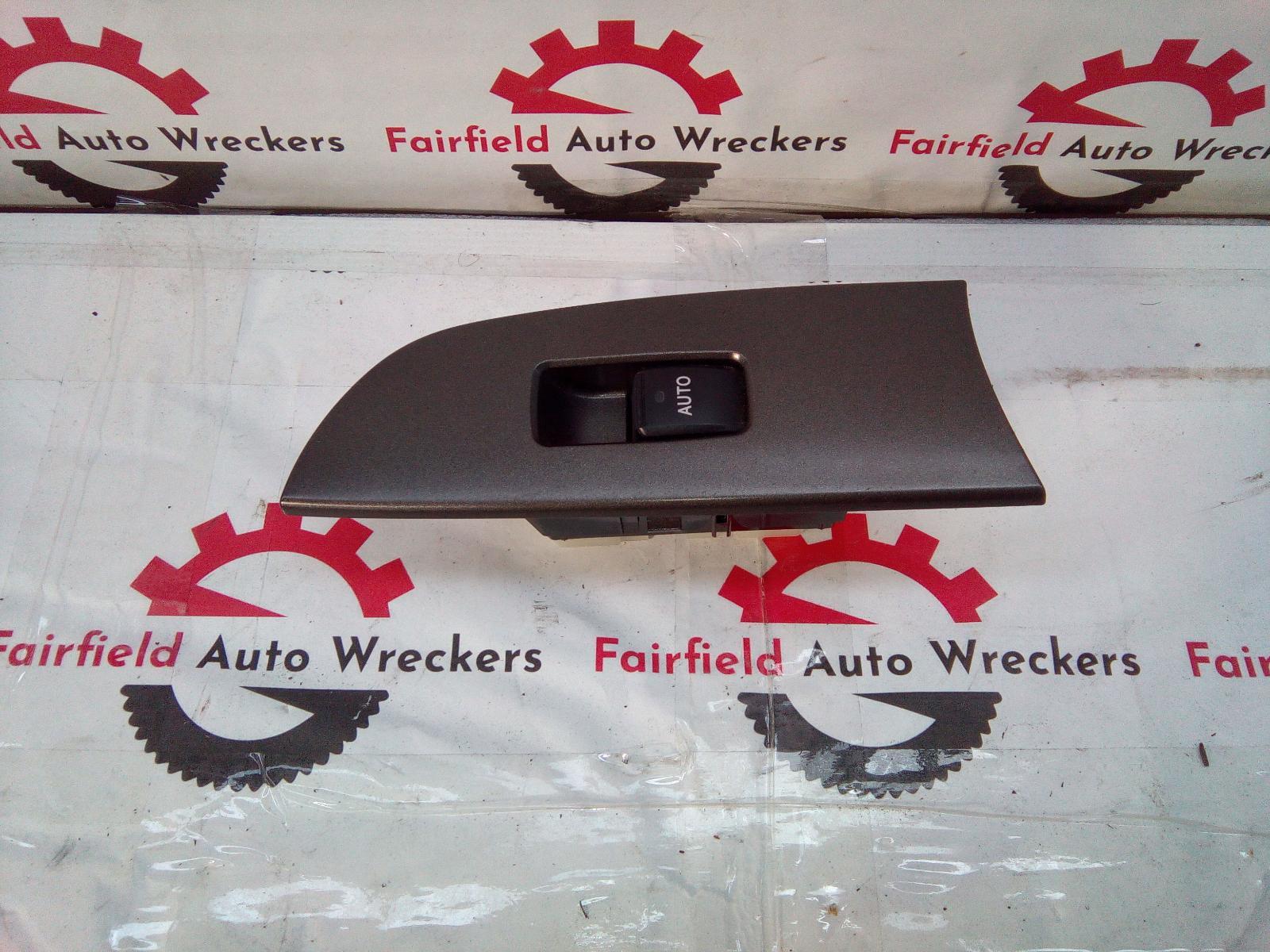 LEXUS IS250 GSE20R 11/2005-09/2008 POWER WINDOW MASTER SWITCH RIGHT REAR SEDAN