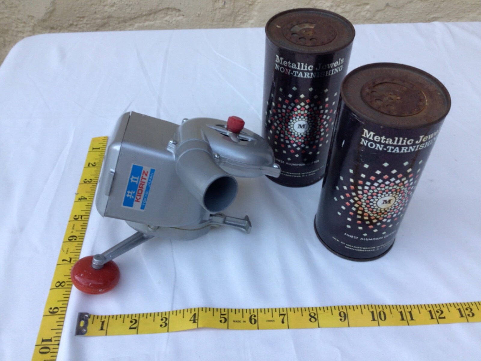 Vintage KIORITZ GLITTER GUN + 2 Cans Metallic Jewels Glitter