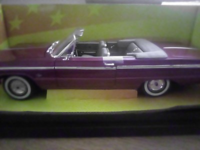ERTL 1/18 1964 FORD FAIRLANE 427 THUNDERBOLT JET BLACK ERTL 1/18 1964 FORD FAIRLANE 427 THUNDERBOLT JET BLACK