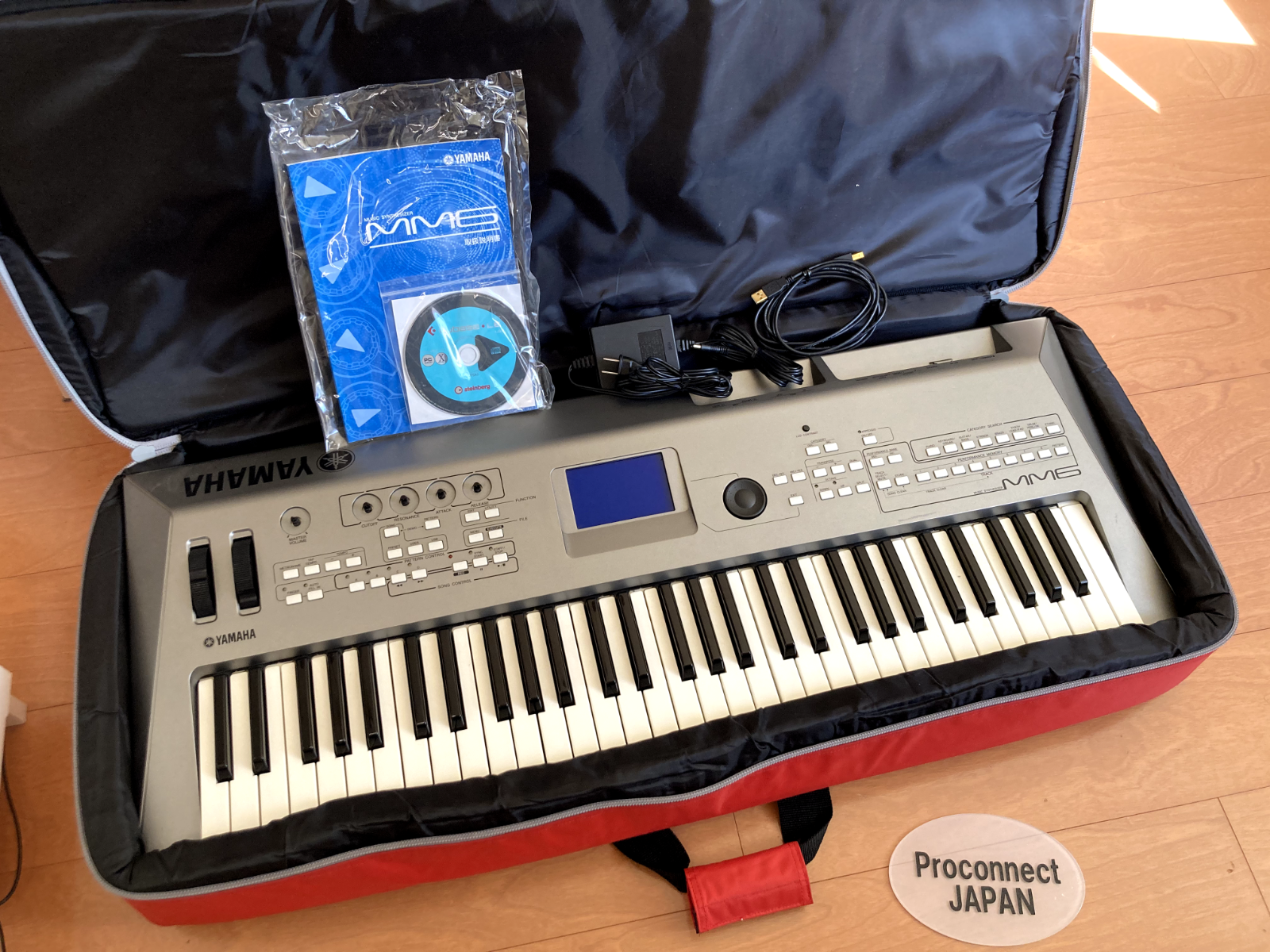 値下げ良品YAMAHA ピアノ MM6 専用ソフトケース付 値下げ良品YAMAHA ピアノ MM6 専用ソフトケース付