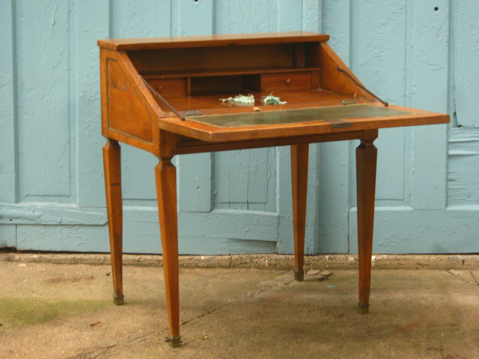 Antique Louis XVI Walnut Provincial Desk, late 18th C.