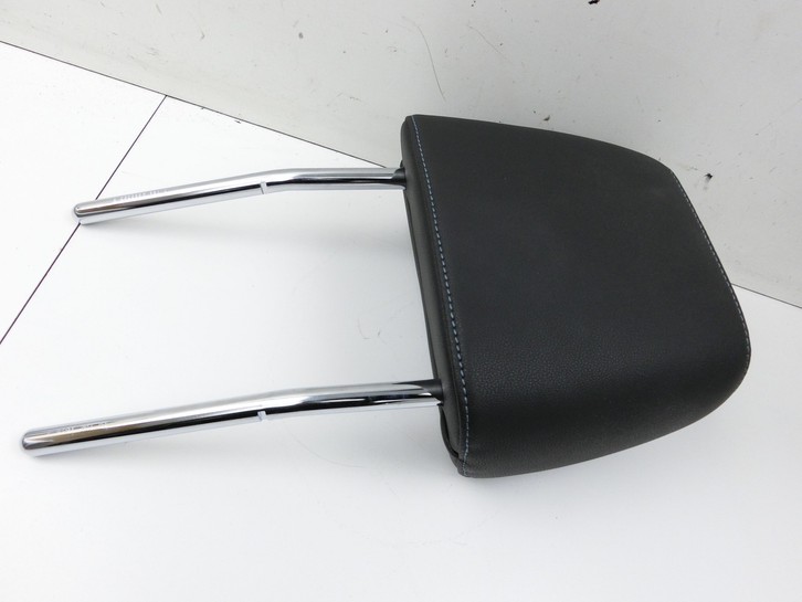 Seat Leon 5F 12-16 Kopfstütze für Fahrer Sitz Rechts oder Links Vorne  Leder Seat Leon 5F 12-16 17.12.2015 gebraucht Vorschau 5