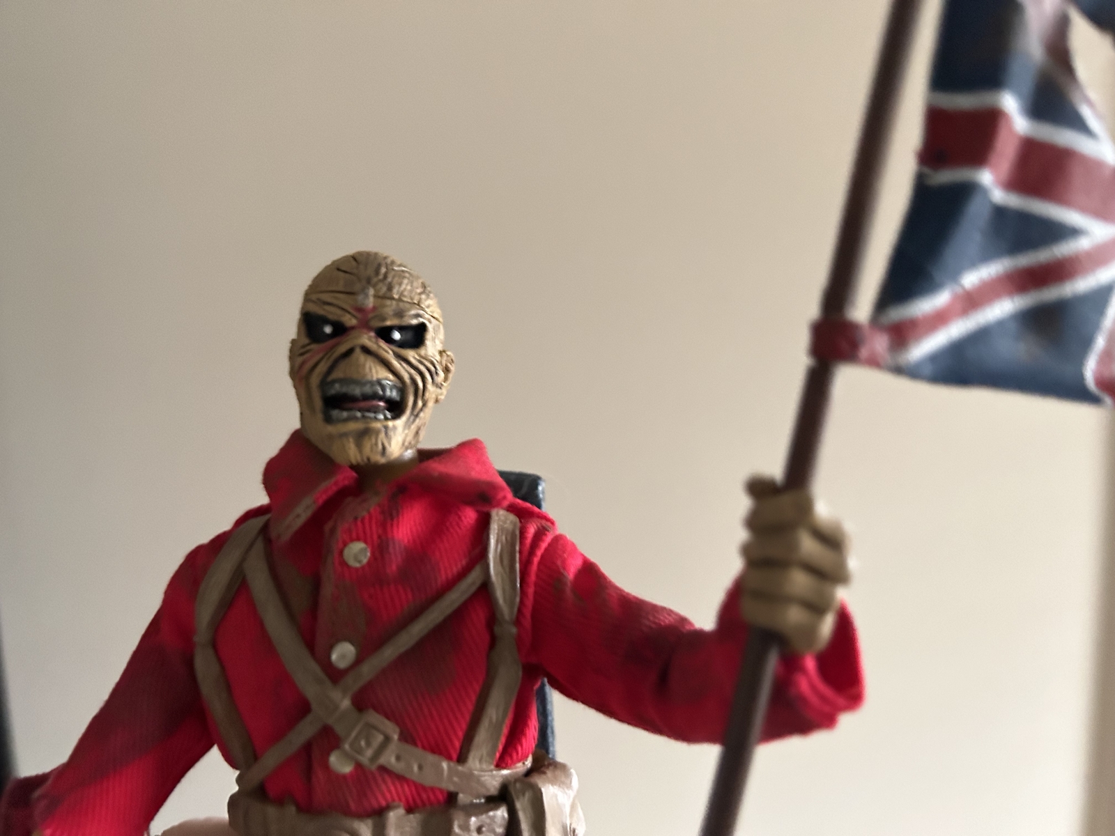Neca Iron Maiden The Trooper Eddie Clothed Retro Style 8