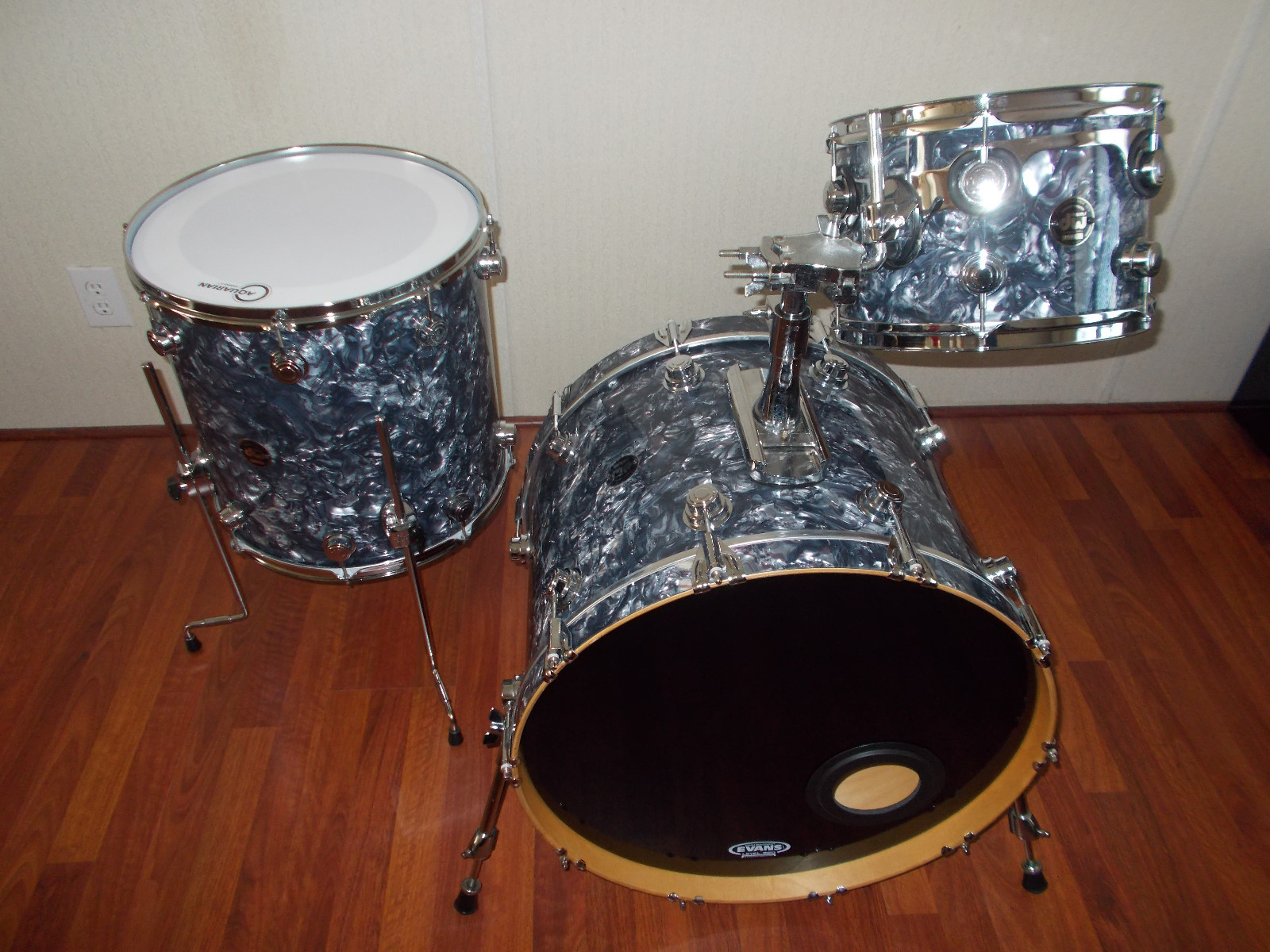 DW Drum Workshop Collector's Series Sea Shell Finish Drum Kit Rare