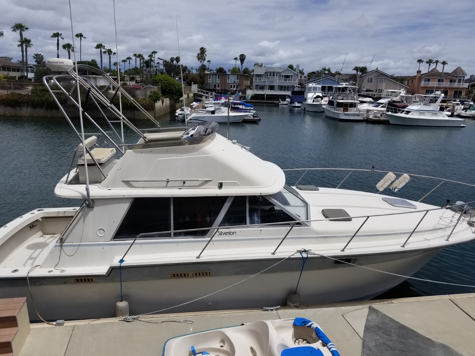 34 FT SILVERTON