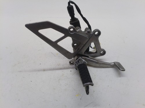 Kawasaki zx7r 95 96 Foot Board Front Right 350111553 | eBay Kawasaki zx7r 95 96 Foot Board Front Right 350111553 | eBay