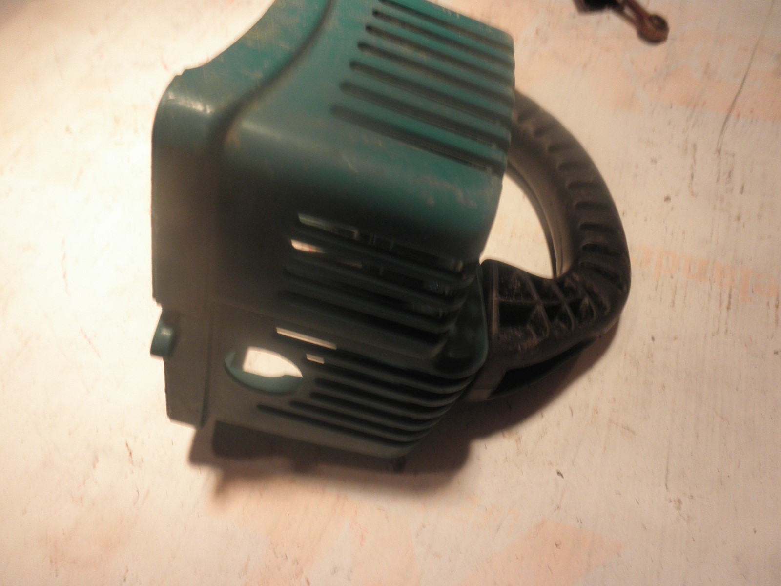 WEEDEATER BRAND FEATHERLITE BLOWER COVERS/HANDLE/LEAFBLOWER PARTS