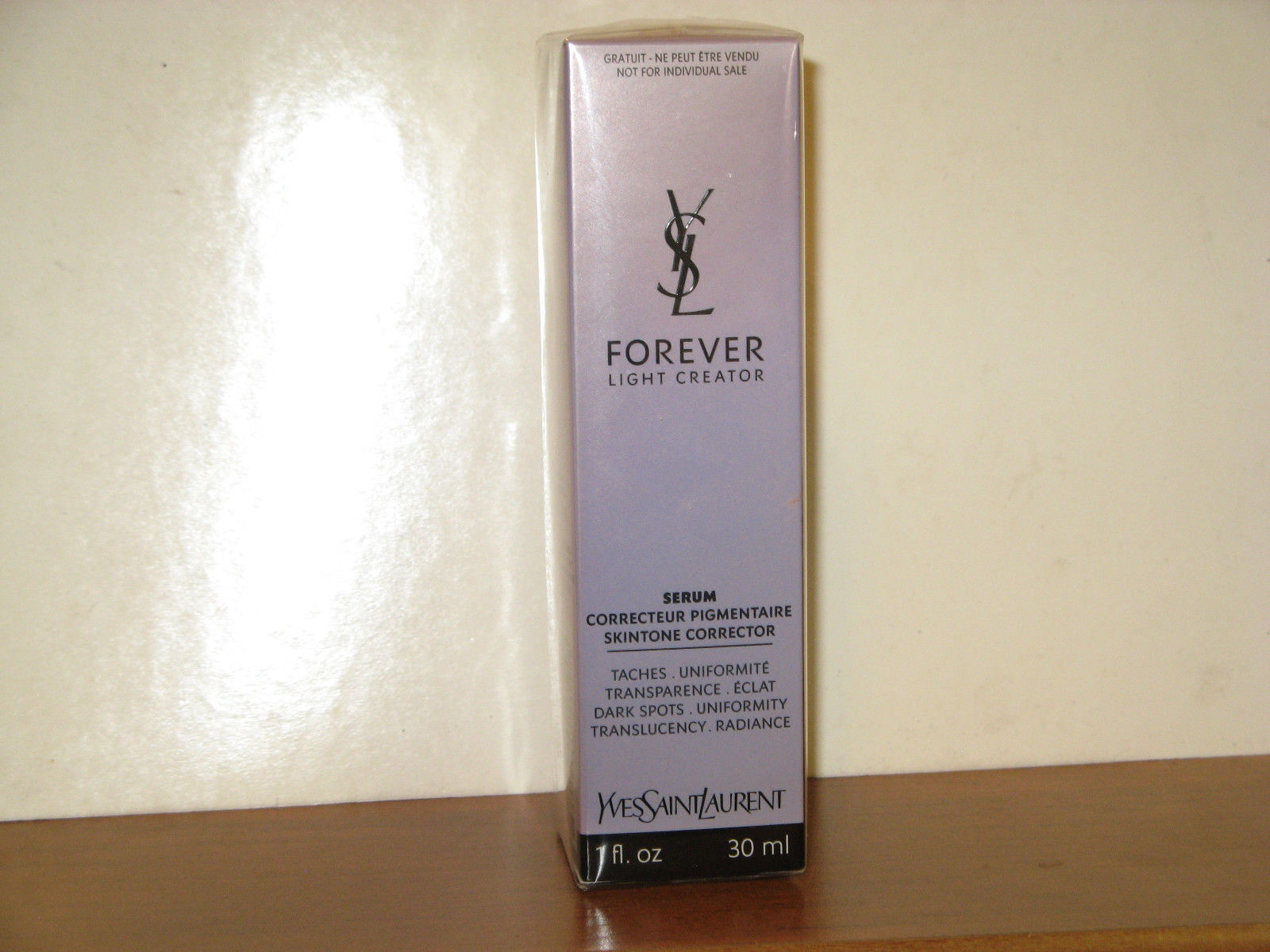 Limpiadores de la piel Yves Saint Laurent Suero y Toners
