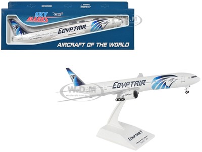 BOEING 777-300 AIRCRAFT ''EGYPTAIR'' 1/200 SNAP-FIT MODEL BY SKYMARKS SKR855