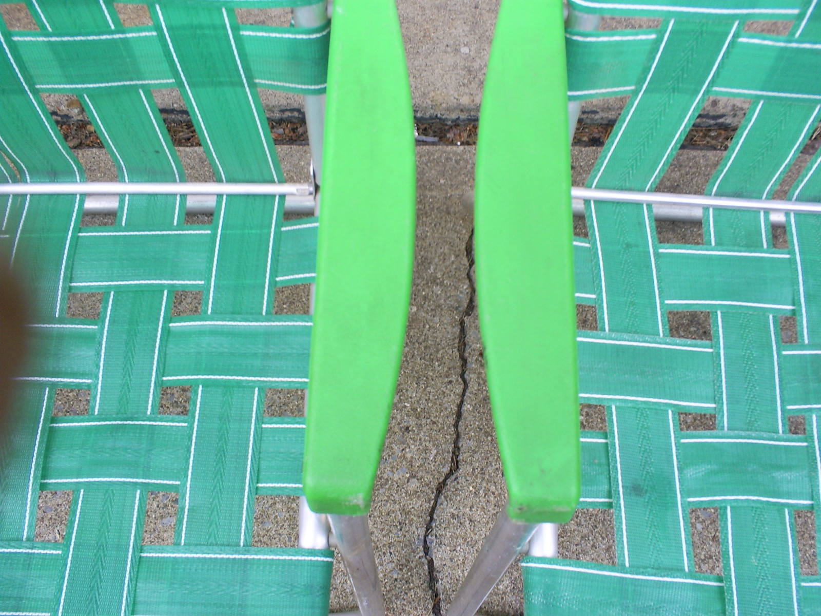 VINTAGE ALUMINUM WEBBED  LAWN PATIO CHAIRS PICK UP ONLY!!!