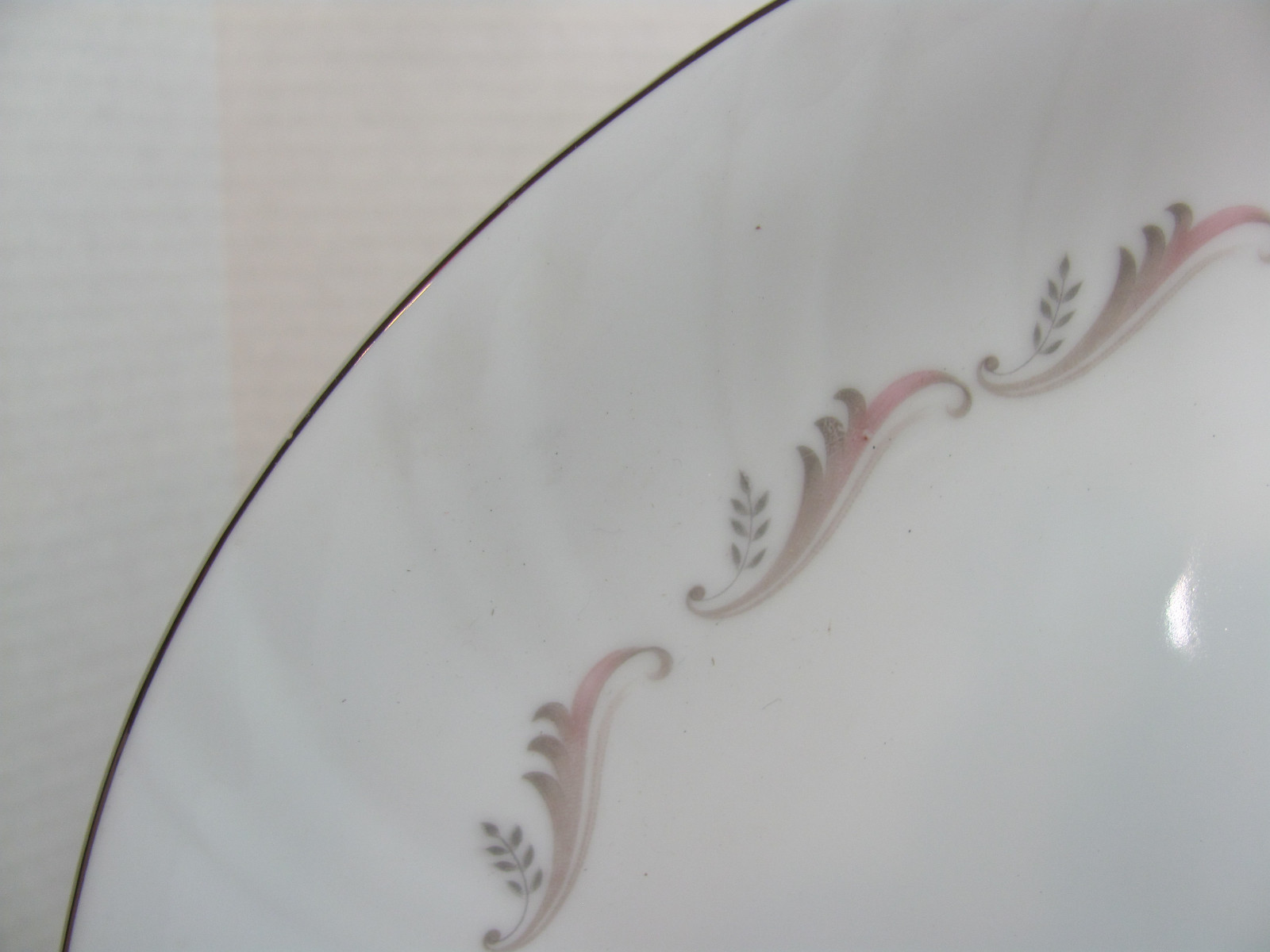 STYLE HOUSE FINE CHINA LARGO 14 INCH SERVING PLATTER