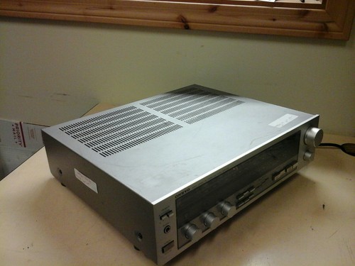 ONKYO SERVO LOCKED AM/FM STEREO TUNER  AMPLIFIER MODEL TX-31