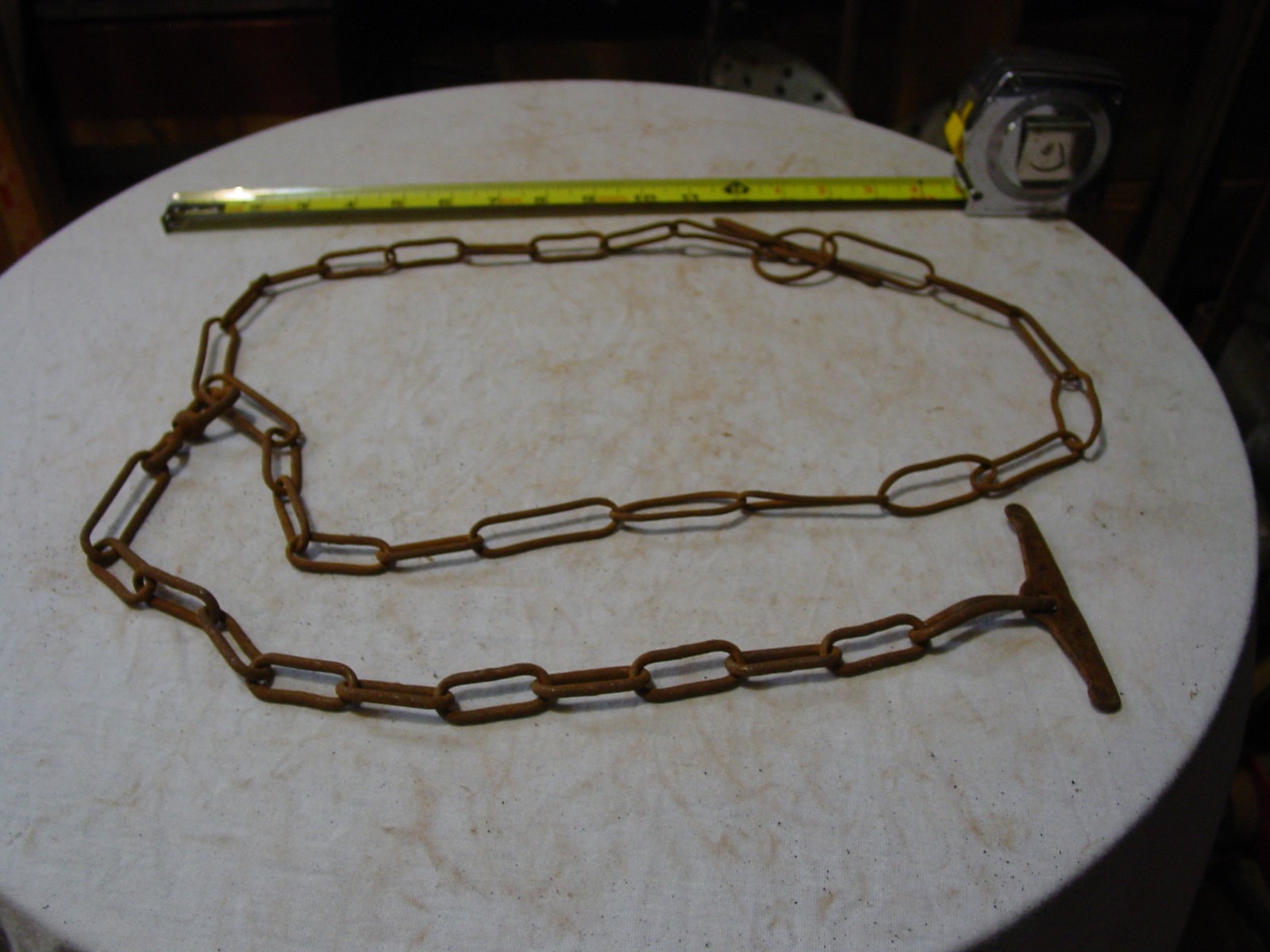 ANTIQUE IRON STEAM PUNK 4 VINTAGE RUSTY COW CHAINS AND 4 COW KICKERS FARM BARN