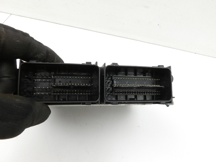 Ford Focus III 3 14-18 1,0 92KW Steuergerät ECU für Motor Motorsteuergerät Ford Focus III 3 14-18 30.09.2016... Vorschau 3
